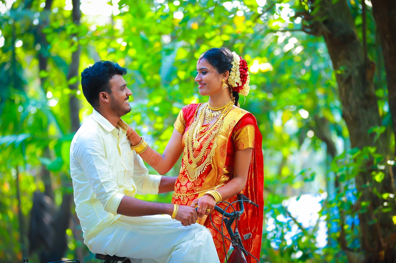 Best Kerala Honeymoon Itinerary: Romantic 6-Days Couple's Plan